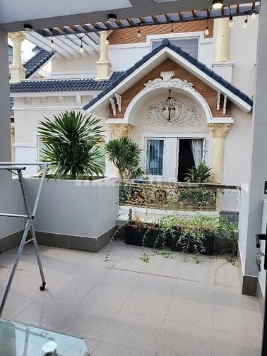Nhà đẹp Đông Hồ, Tân Bình. Ngay chợ Tân Bình - Giá 3,010 tỷ
