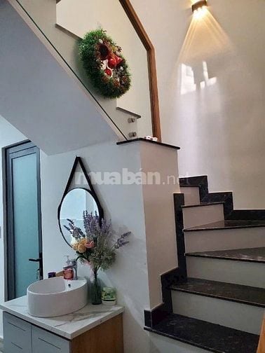 Nhà đẹp Đông Hồ, Tân Bình. Ngay chợ Tân Bình - Giá 3,010 tỷ