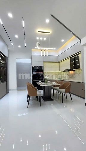 BÁN NHÀ MỚI XÂY 120M2 - 2,95 TỈ - 1 TRỆT 2 LẦU - 4PN,4WC - SỔ RIÊNG