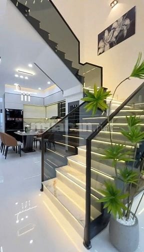 BÁN NHÀ MỚI XÂY 120M2 - 2,95 TỈ - 1 TRỆT 2 LẦU - 4PN,4WC - SỔ RIÊNG