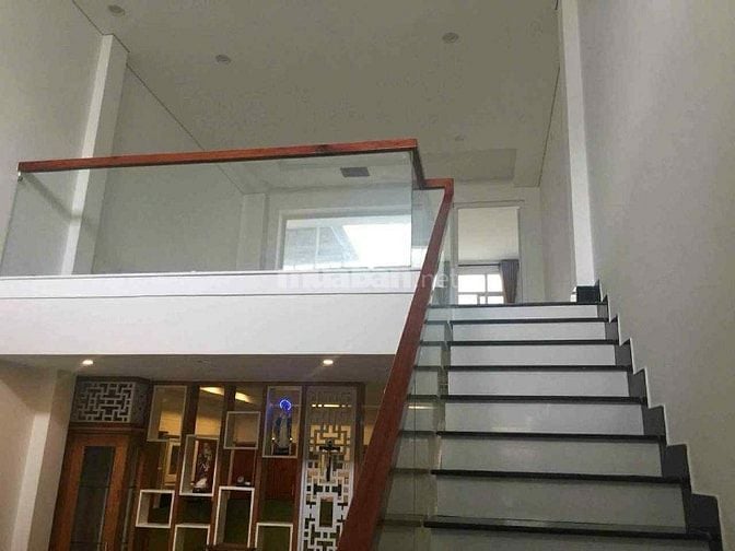 cần bán nhà 2 tầng _ mặt tiền đường _..Bắc Đẩu _ Hải Châu . Đà Nẵng 