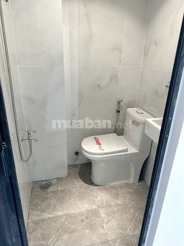 Nhà 2 tầng mới 100% Ba Đình P10 Q8. Giá 2.68 tỷ TL
