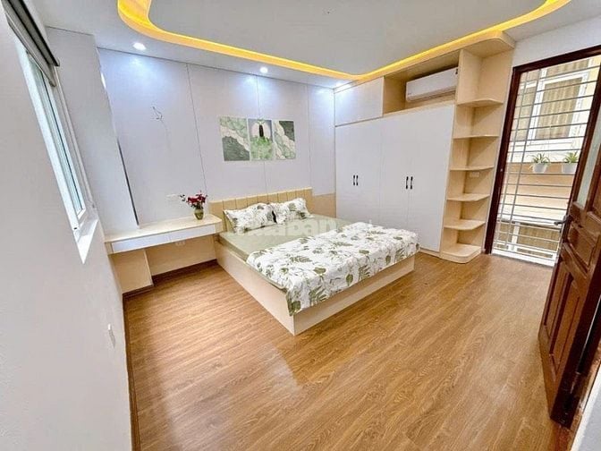 Cần bán gấp nhà hiếm Thịnh Quang, DT 31m, MT 3.5m, 5 tầng, giá 7.9 tỷ