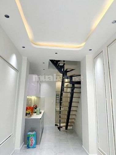 Nhà 2 tầng mới 100% Ba Đình P10 Q8. Giá 2.68 tỷ TL