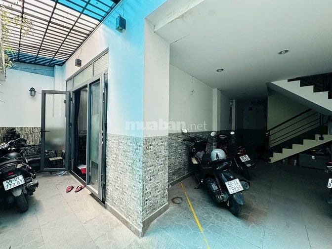 NGON Q10- HXH THÀNH THÁI- 100m2 ( 8x12.5m) 4 TẦNG 11PN- THUÊ 40Tr/TH