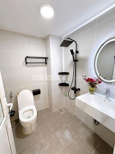 Cần bán gấp nhà hiếm Thịnh Quang, DT 31m, MT 3.5m, 5 tầng, giá 7.9 tỷ