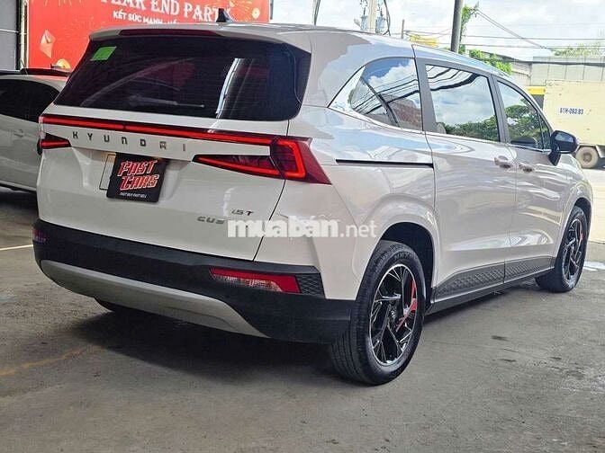 Hyundai Custin 2023 Đặc Biệt 1.5 Turbo, màu trắng