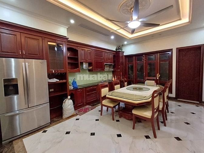 Tòa nhà Vip liền kề khu biệt thự Vườn Đào, 100m2, 5 tầng TM, KD đỉnh.