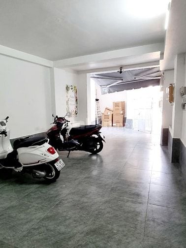 NHÀ CÓ SẴN NGUỒN THU 43tr/tháng TỶ SUẤT LỢI NHUẬN 6,1%/năm HÀNG HIẾM