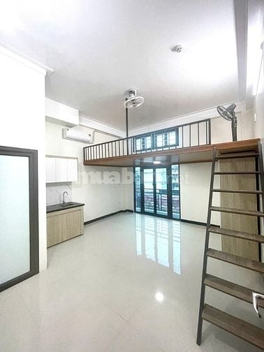 Tòa nhà CHDV 9 tầng, 109m2, 32 căn hộ khép kín tại Hoàng Cầu, 260tr/th