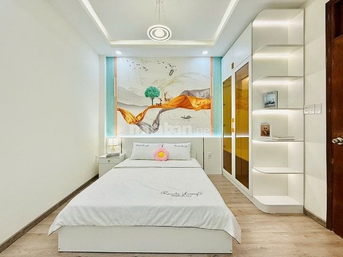 CHÍNH CHỦ KẸT TIỀN BÁN GẤP CĂN NHÀ MỚI ĐẸP ĐƯỜNG QUANG TRUNG
