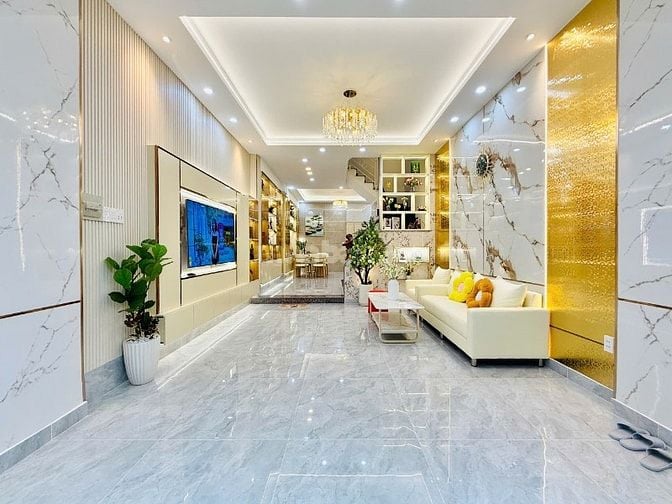 CHÍNH CHỦ KẸT TIỀN BÁN GẤP CĂN NHÀ MỚI ĐẸP ĐƯỜNG QUANG TRUNG