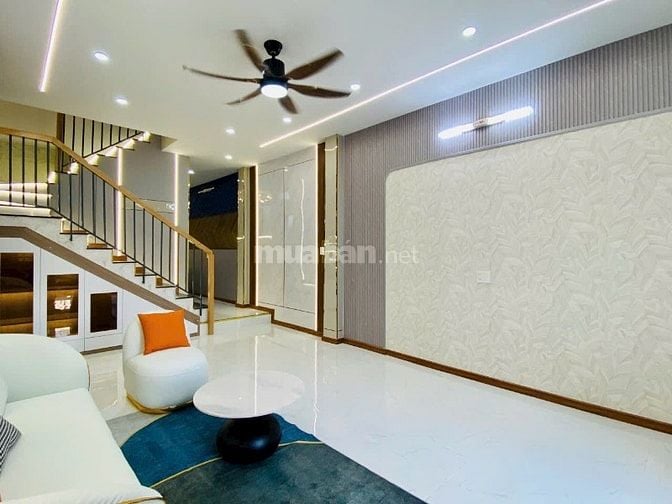 Nhà 3 lầu tuyệt đẹp Cao Cấp Mặt tiền kinh doanh Đường Số 4, P16, Q.Gò 