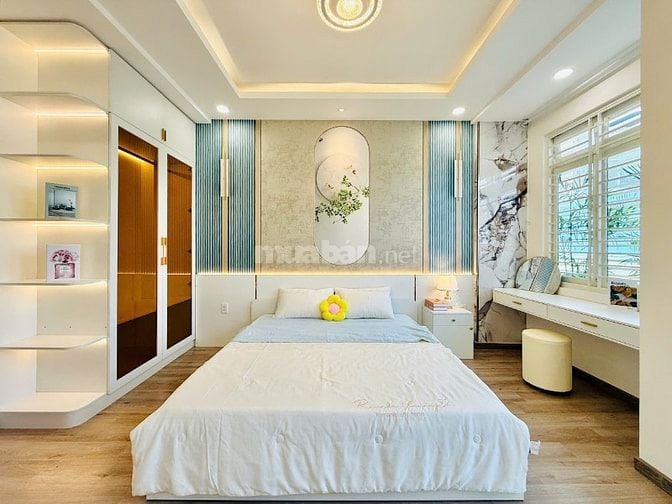 CHÍNH CHỦ KẸT TIỀN BÁN GẤP CĂN NHÀ MỚI ĐẸP ĐƯỜNG QUANG TRUNG