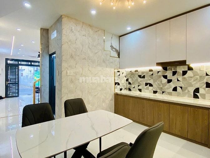 Nhà 3 lầu tuyệt đẹp Cao Cấp Mặt tiền kinh doanh Đường Số 4, P16, Q.Gò 