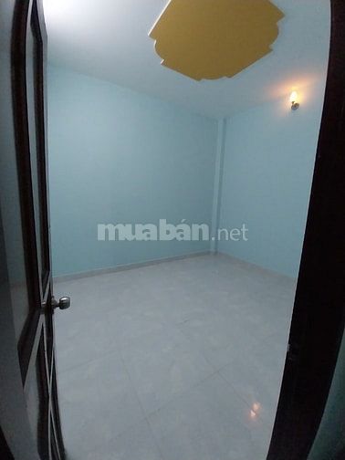 Bán nhà 790tr ngã 3 tân kim QL50