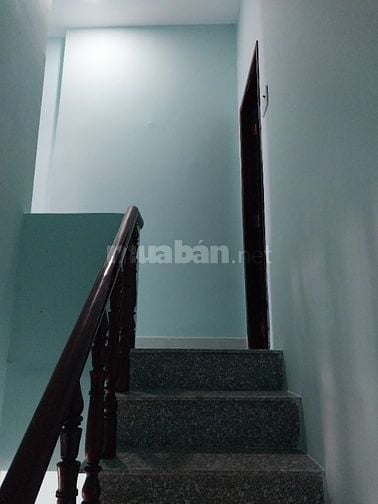 Bán nhà 790tr ngã 3 tân kim QL50