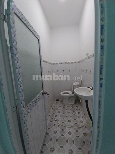 Bán nhà 790tr ngã 3 tân kim QL50