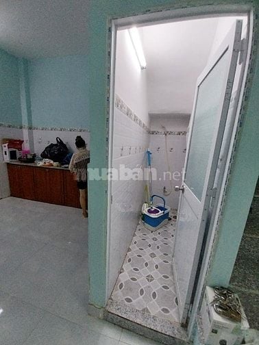 Bán nhà 790tr ngã 3 tân kim QL50