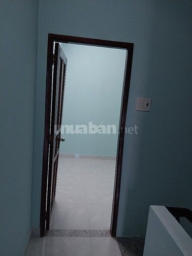 Bán nhà 790tr ngã 3 tân kim QL50