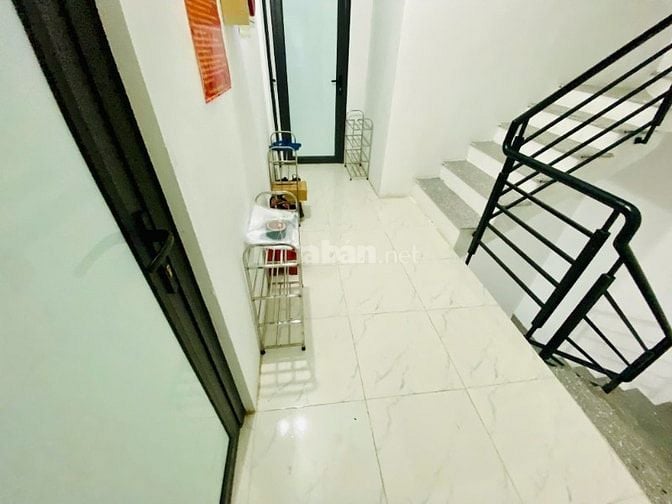 Cần cho thuê phòng trọ tại biệt thự khu C, Geleximco, Kđt Lê trọng tấn