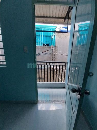 Bán nhà 790tr ngã 3 tân kim QL50
