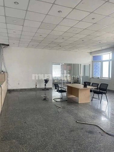 Cho thuê nhà xưởng KCN Đức Hòa Long An, KV : 12.000m2, xưởng : 8.000m2