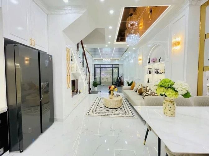 VIP-MẶT TIỀN KD 10M-TRUNG TÂM NHÀ BÈ- 8TY350-4 TẦNG