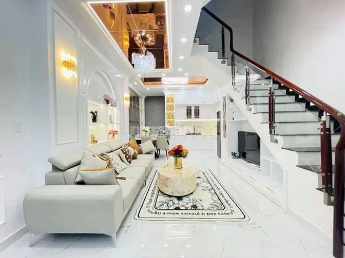 VIP-MẶT TIỀN KD 10M-TRUNG TÂM NHÀ BÈ- 8TY350-4 TẦNG