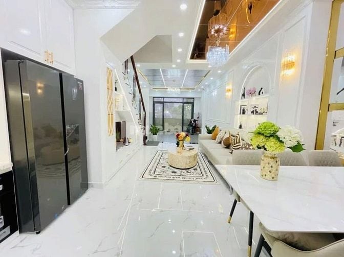 VIP-MẶT TIỀN KD 10M-TRUNG TÂM NHÀ BÈ- 8TY350-4 TẦNG