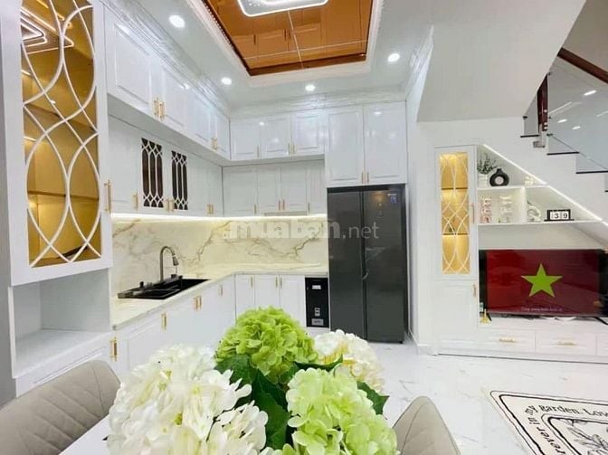 VIP-MẶT TIỀN KD 10M-TRUNG TÂM NHÀ BÈ- 8TY350-4 TẦNG