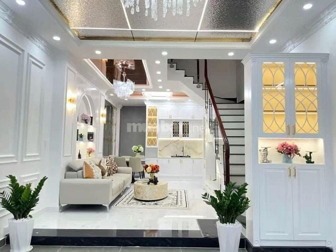 VIP-MẶT TIỀN KD 10M-TRUNG TÂM NHÀ BÈ- 8TY350-4 TẦNG