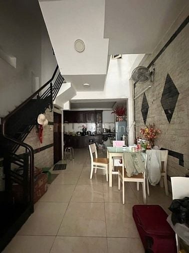 Nhà bán 3 Lầu DT:4x17m Mặt tiền kinh doanh Đường Số 13, P11, Q.Gò Vấp