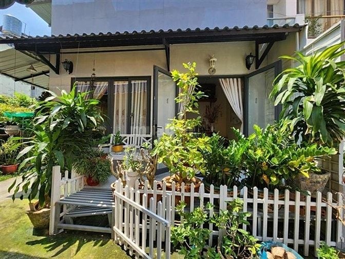 Bán nhà Lê Quang Định, Hẻm Xe Hơi trước nhà 8m, 135m², Ngang 5,5 x25m