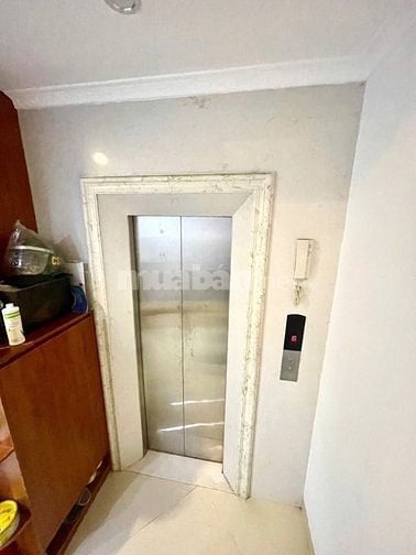 Siêu phẩm Khương Trung, 6 tầng thang máy, DT 40m, MT 5.4m. 11,8 tỷ