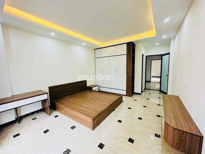 45M RA Ô TÔ TRÁNH , BA GÁC ĐỖ CỬA , NGÕ THOÁNG RỘNG 37M2 FULL NỘI THẤT