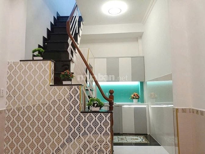 Nhà mới 1lầu/2PN hẻm thông 28 Dương Bá Trạc P2Q8 