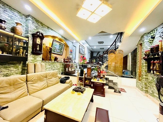 GIẢM 3,1 TỶ- NGAY ĐH NGOẠI THƯƠNG- 115m2(5,3x23)- KHU CAO TẦNG- 18,x T