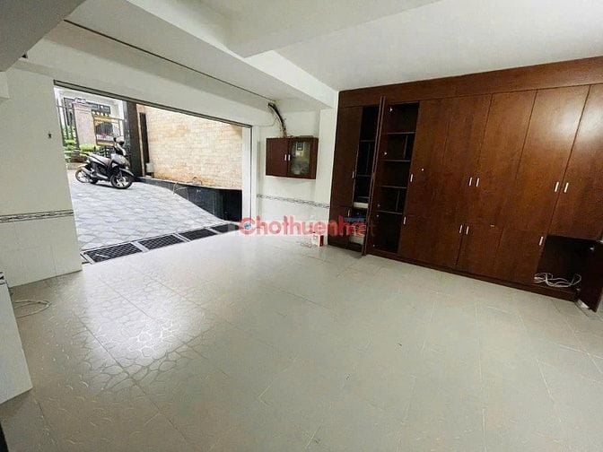 Cho Thuê Villa 12C Kỳ Đồng, Phường 9, Quận 3. Ngang 10m - Có THANG MÁY