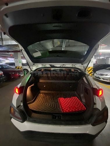 Cần bán Hyundai Kona 2021 bản Đặc biệt 2.0 ATH màu trắng