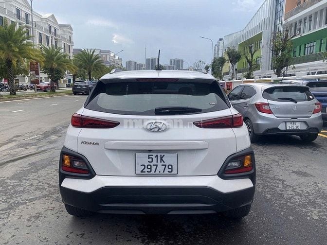 Cần bán Hyundai Kona 2021 bản Đặc biệt 2.0 ATH màu trắng