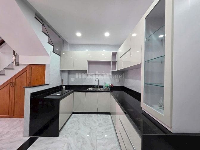 Chính chủ bán gấp nhà 48m² đường Nguyên Hồng,P1,Gò Vấp.Xây 3tầng,có sổ