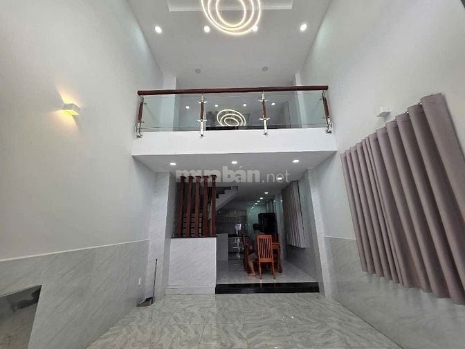 Chính chủ bán gấp nhà 48m² đường Nguyên Hồng,P1,Gò Vấp.Xây 3tầng,có sổ