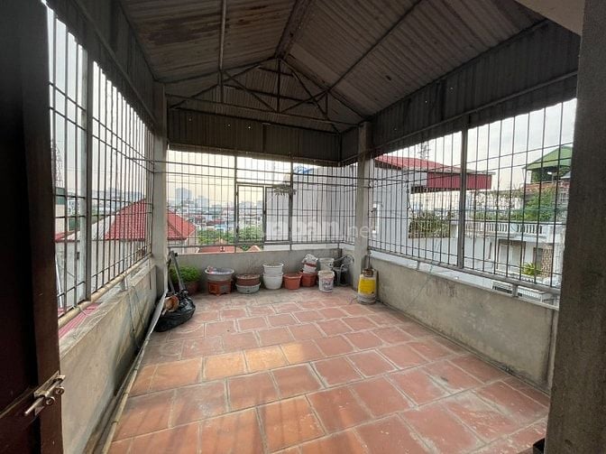 Nhà riêng ngõ phố tam trinh vĩnh hoàng dt32m2x5,5t giá 12tr có tl.