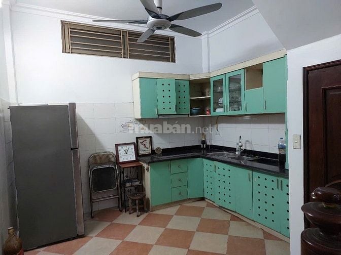 Cho thuê nhà phố Yên Hòa Cầu Giấy