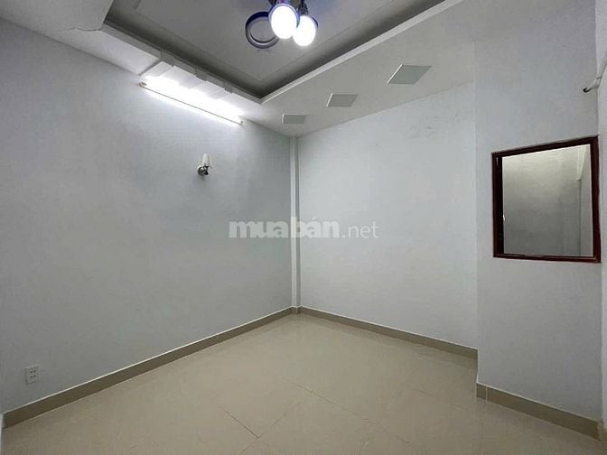 Chủ về quê cần bán gấp nhà HXH Năm Châu quận Tân Bình