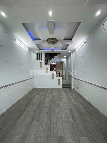 Chủ về quê cần bán gấp nhà HXH Năm Châu quận Tân Bình