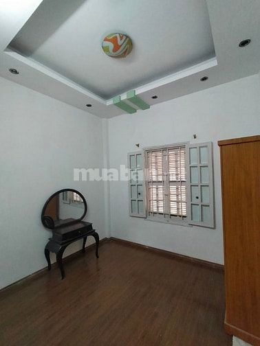 NHANH! NHÀ ĐẸP 4 TẦNG PHỐ HÀO NAM, 50M RA PHỐ, SỔ VUÔNG, CHỈ 6,1 TỶ