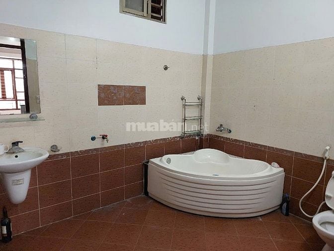 Cho thuê nhà phố Yên Hòa Cầu Giấy