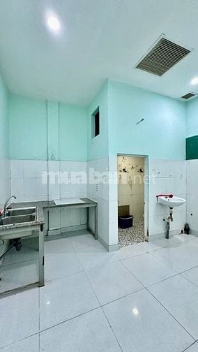 Bán Nhà gần đường Nguyễn Ảnh Thủ Dt 88m2 Sổ Hồng Riêng